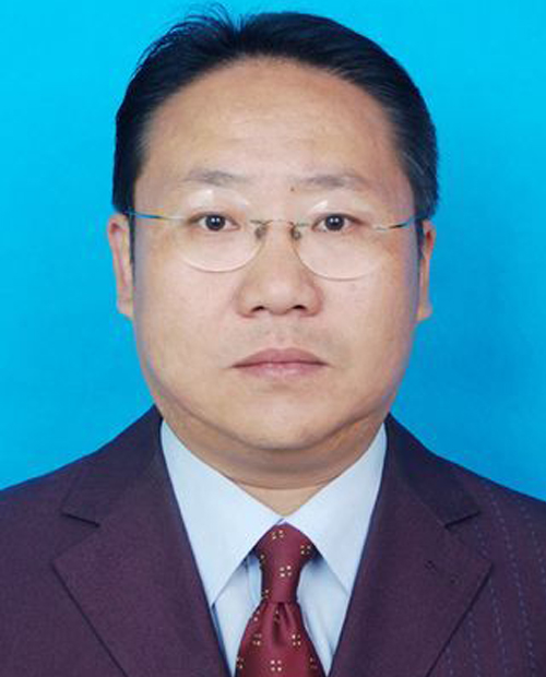 周律师