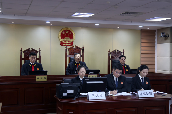 敲响东北地区保护企业家人身和财产安全第一槌
最高人民法院再审宣告赵明利无罪
 - 中华人民共和国最高人民法院